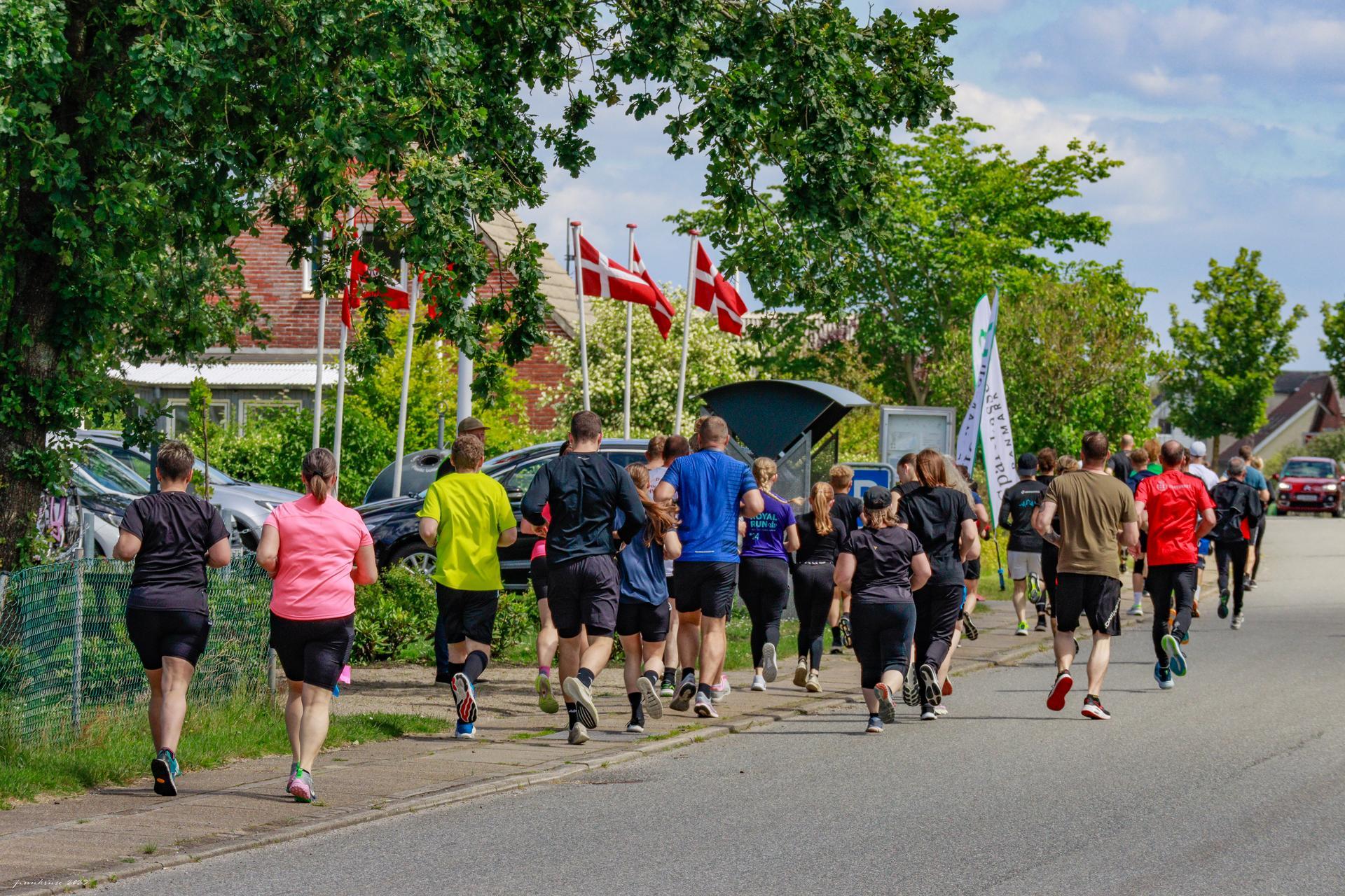 Tour de Jammerbugt løbere på vej