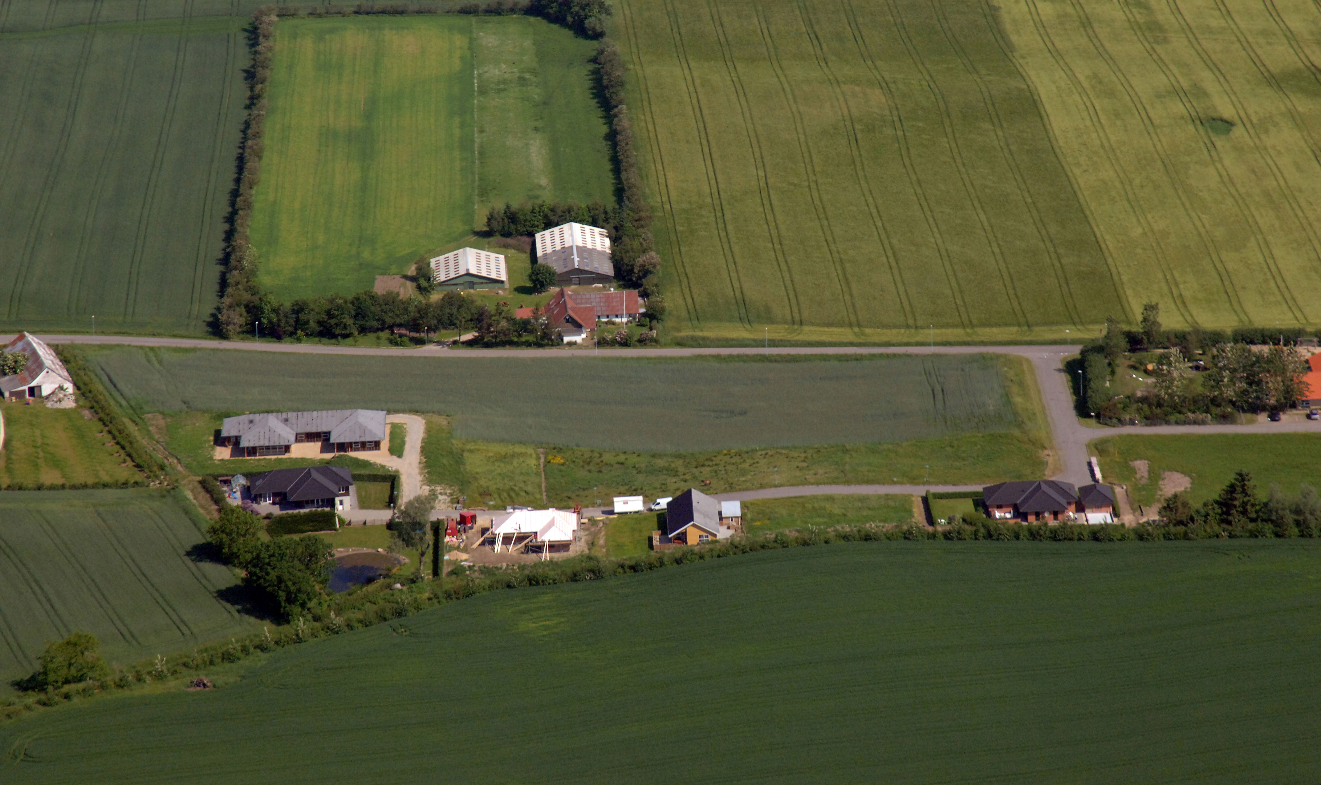 Landevej og beboelse