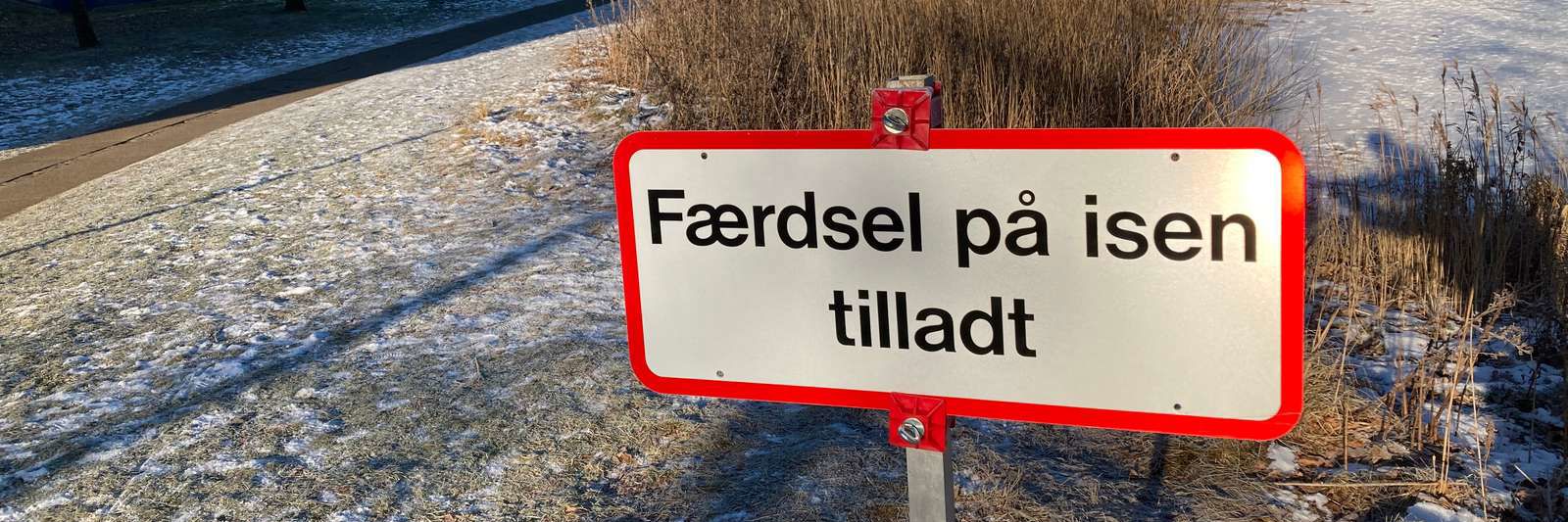 Skilt færdsel på isen forbudt