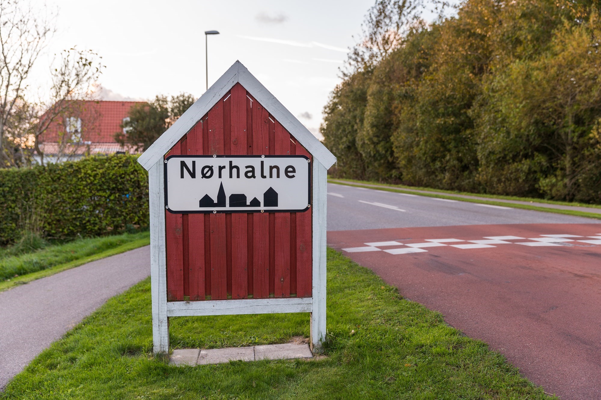 Nørhalne byskilt