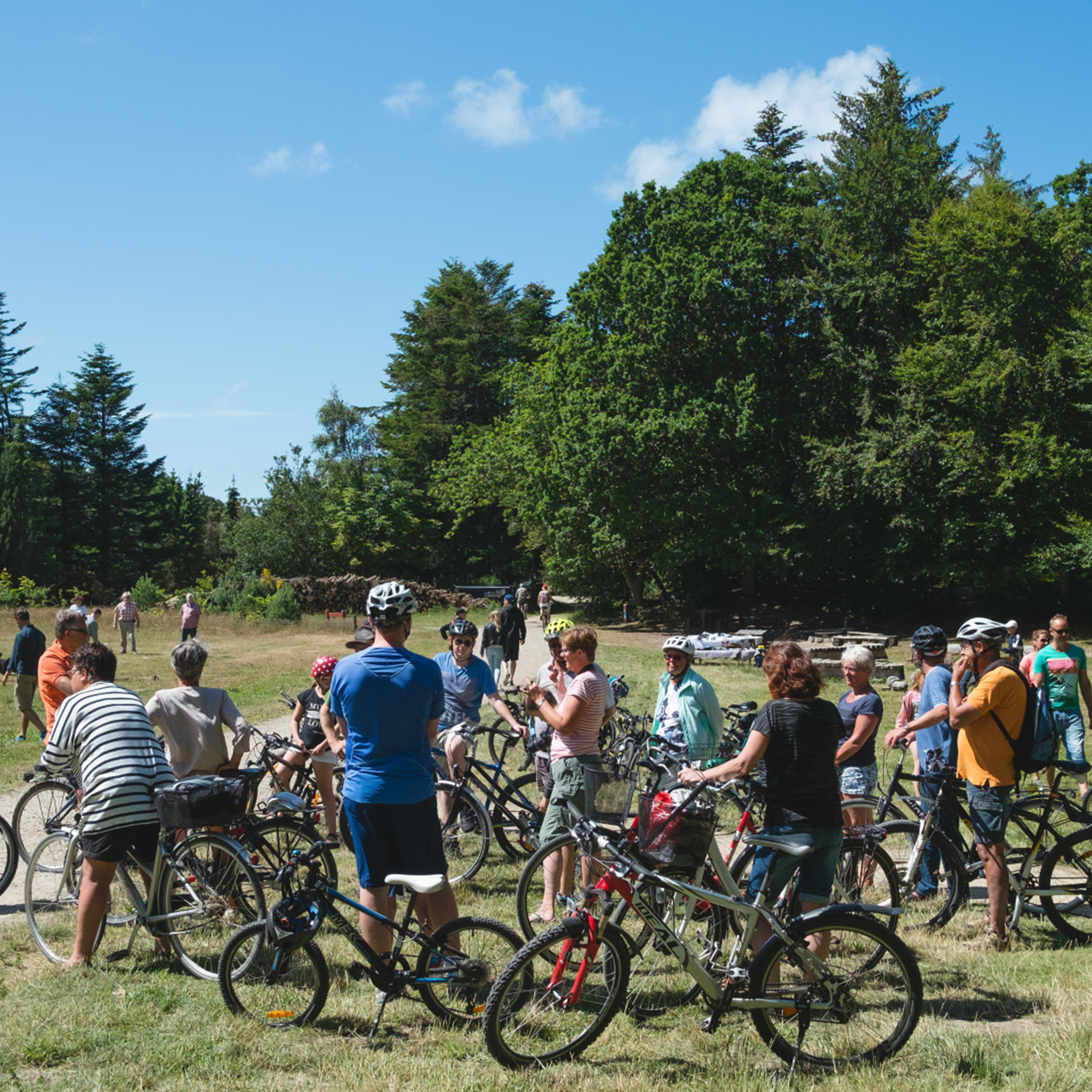 Blokhus Hune cykelister i natur