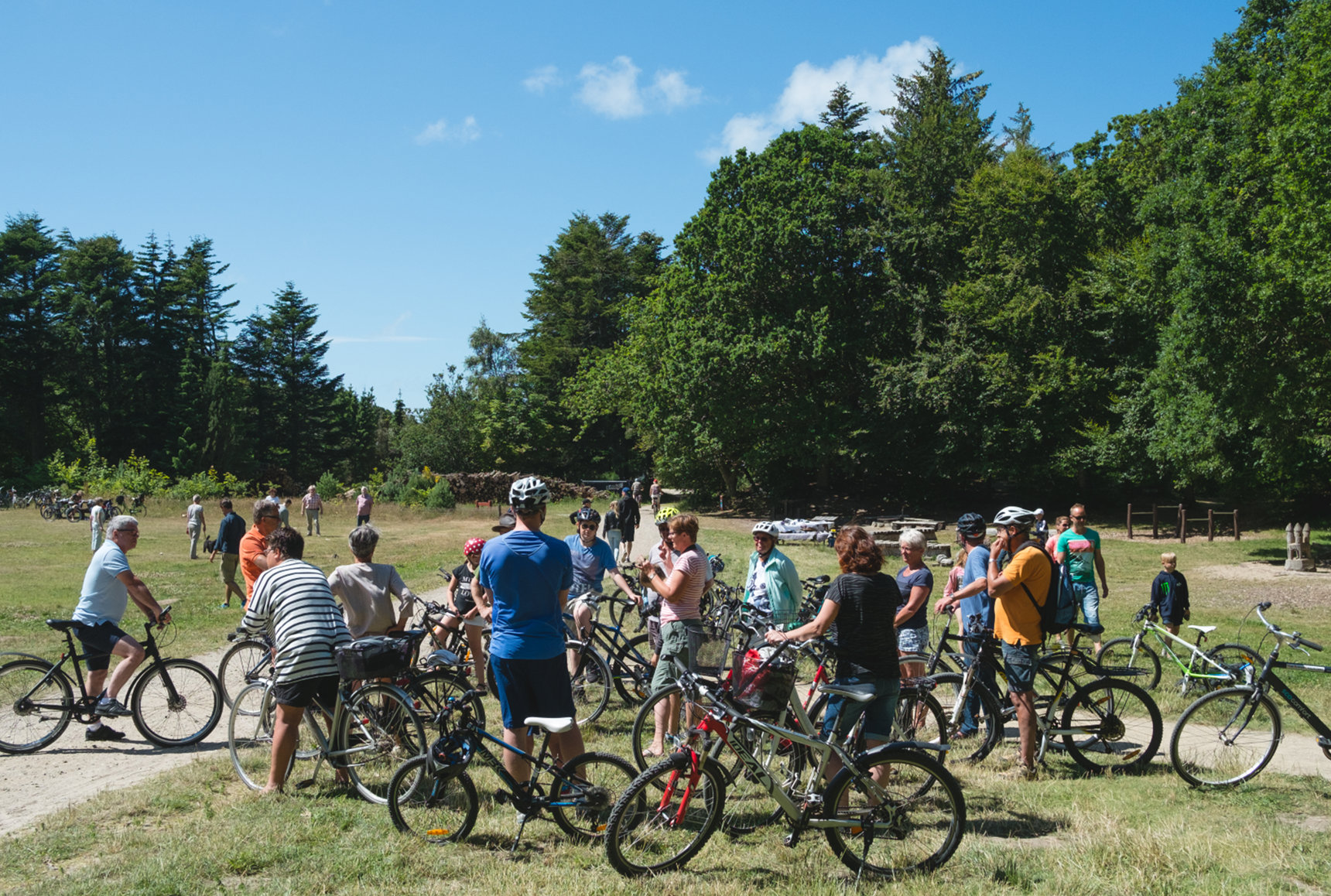 Blokhus Hune cykelister i natur
