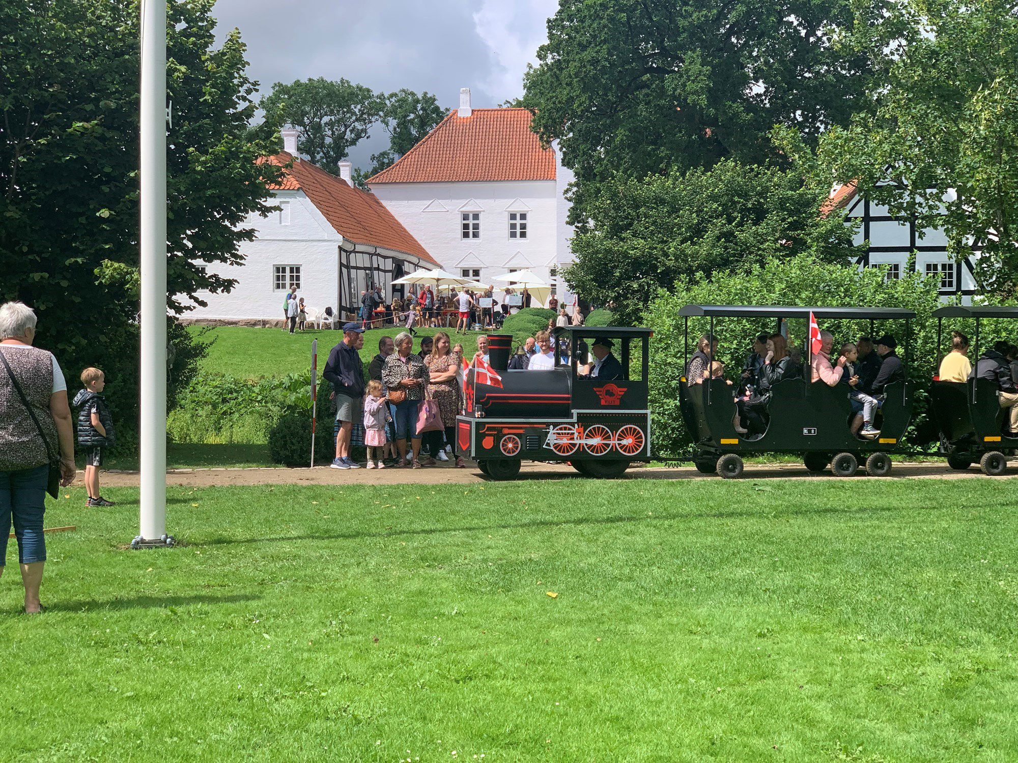 Bratskov levendegørelse tog