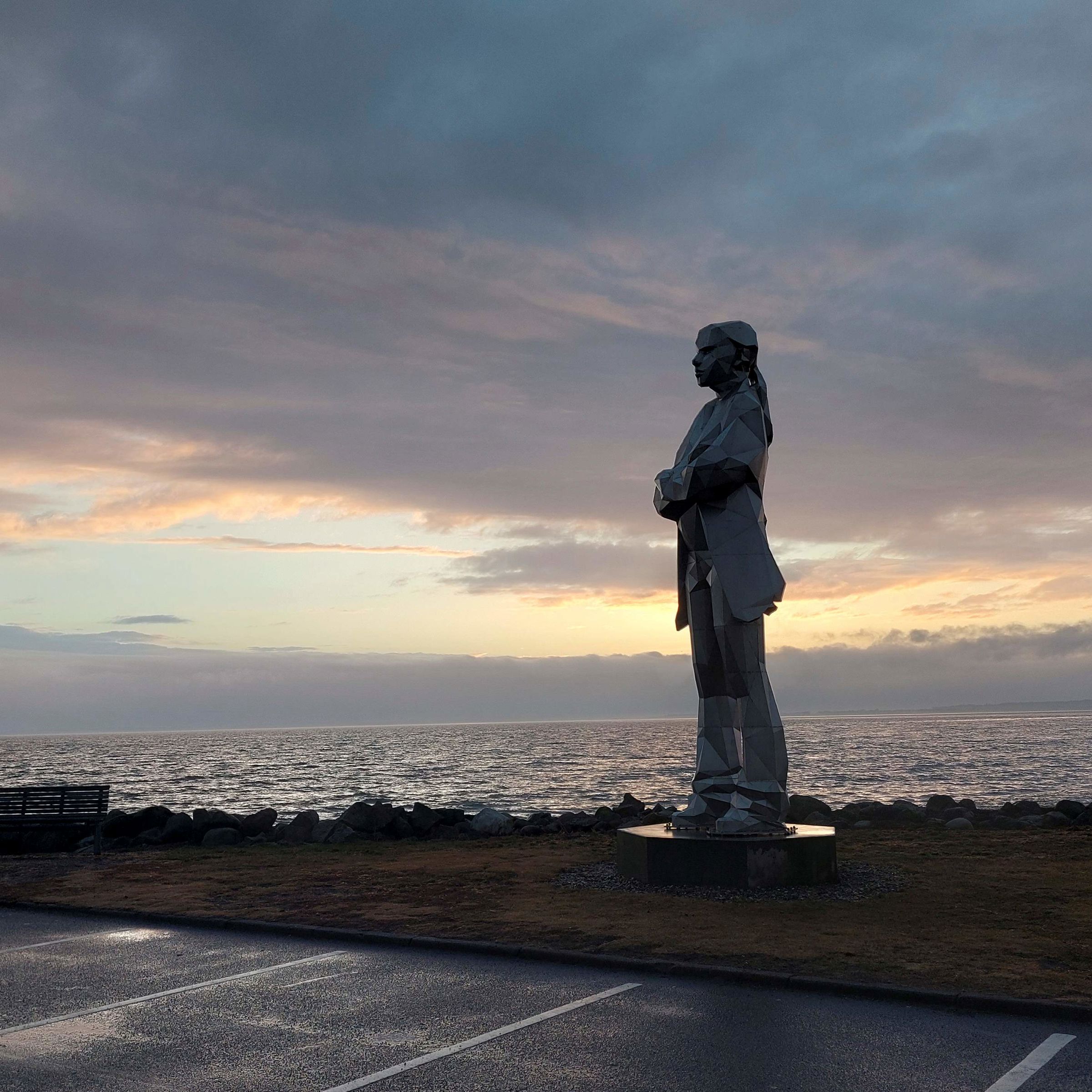 Billede af statuen Tabita